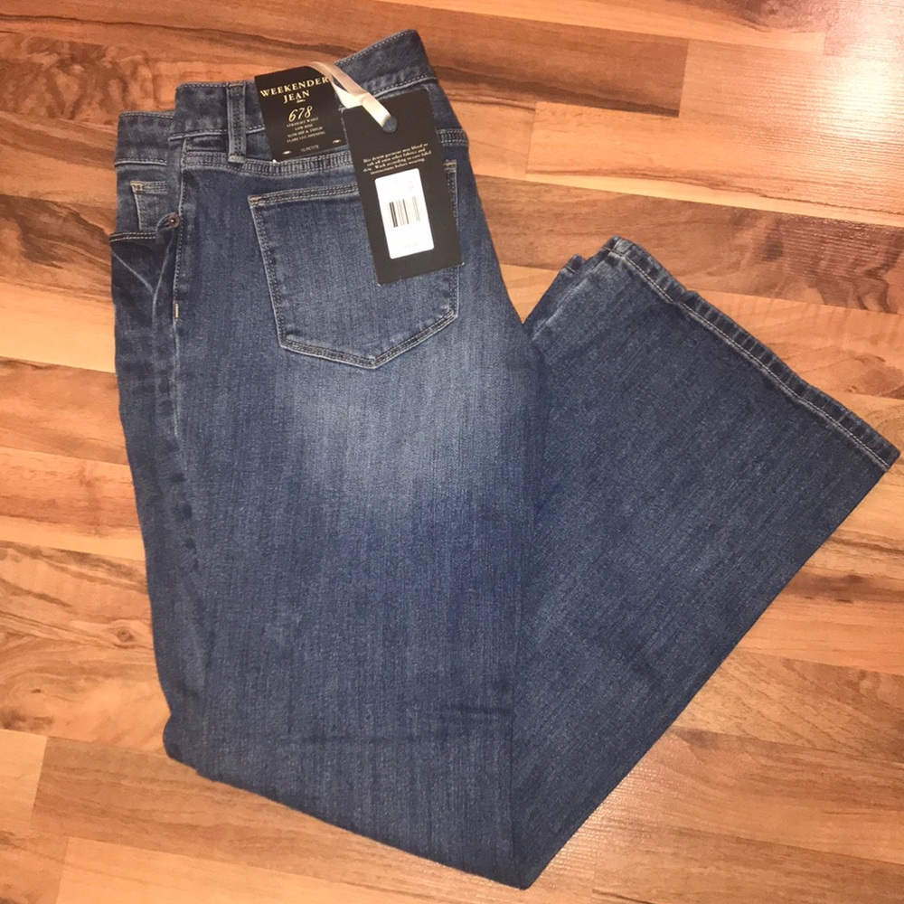 The Limited NWT “Weekender Jean”